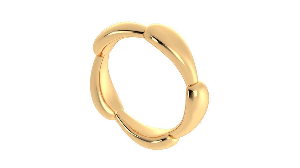 Stunning gold Sofia ring featuring an elegant design, perfect for adding a touch of sophistication.